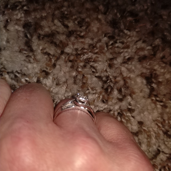 NWT!! SS 💍 Diamond Promise Ring! - Picture 8 of 9